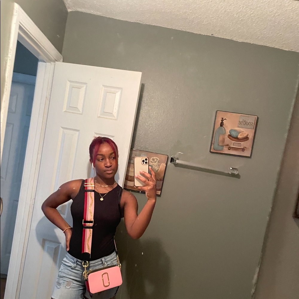 Meet your Posher, Zyrea